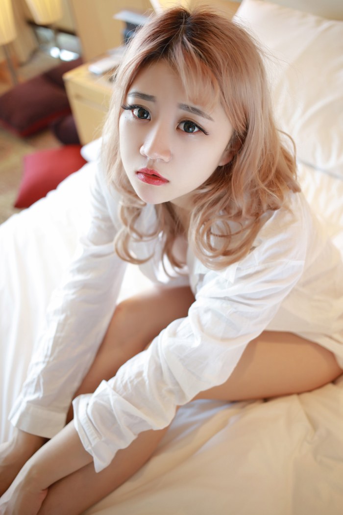 御姐静静性感爆棚衣衫渐褪诱人欲火