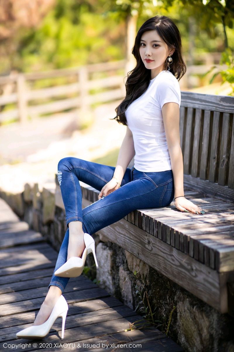 [XIAOYU语画界] 性感女神杨晨晨sugar牛仔裤迷人私房写真 VOL.300