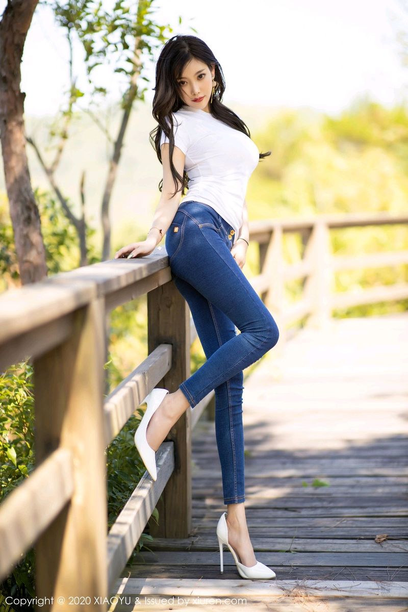 [XIAOYU语画界] 性感女神杨晨晨sugar牛仔裤迷人私房写真 VOL.300