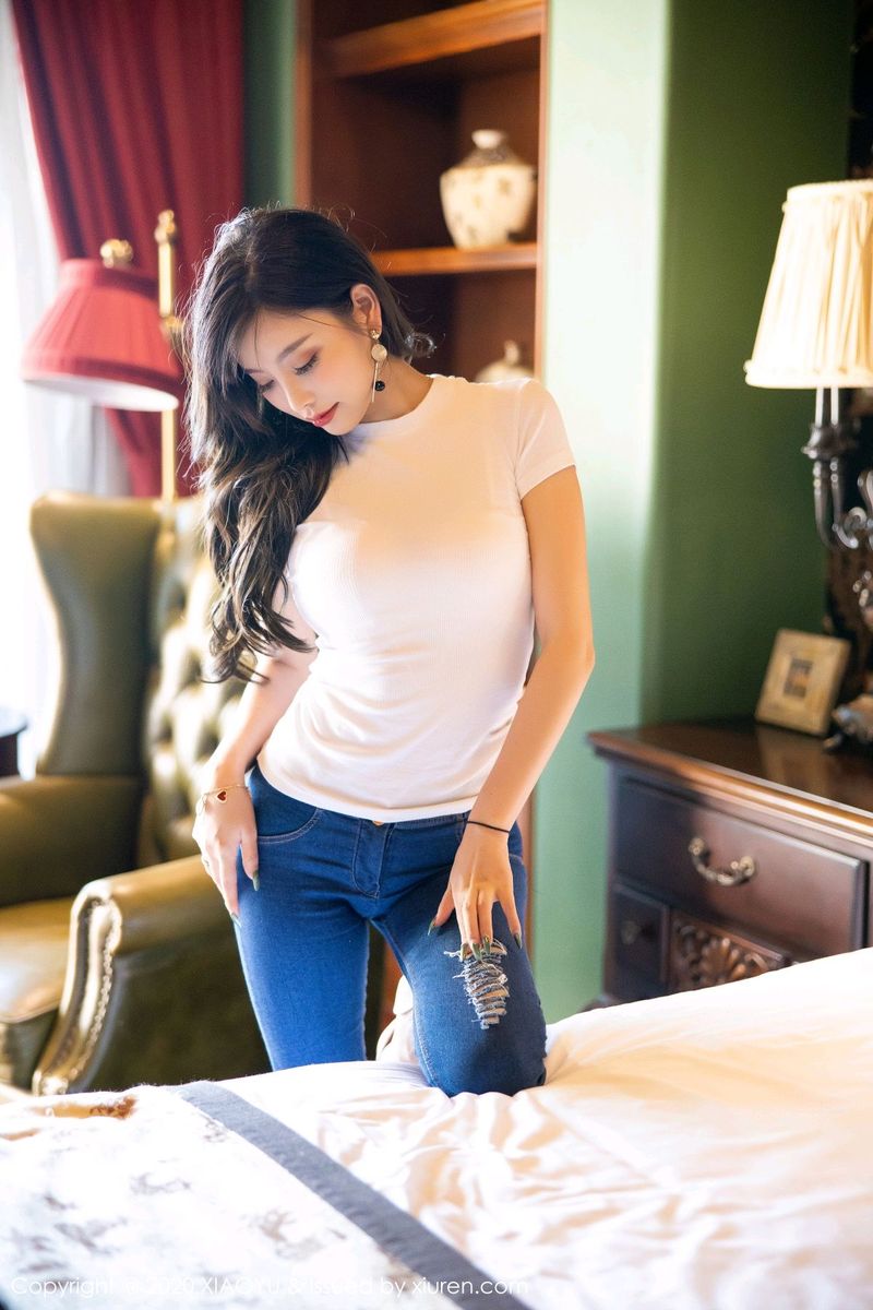 [XIAOYU语画界] 性感女神杨晨晨sugar牛仔裤迷人私房写真 VOL.300