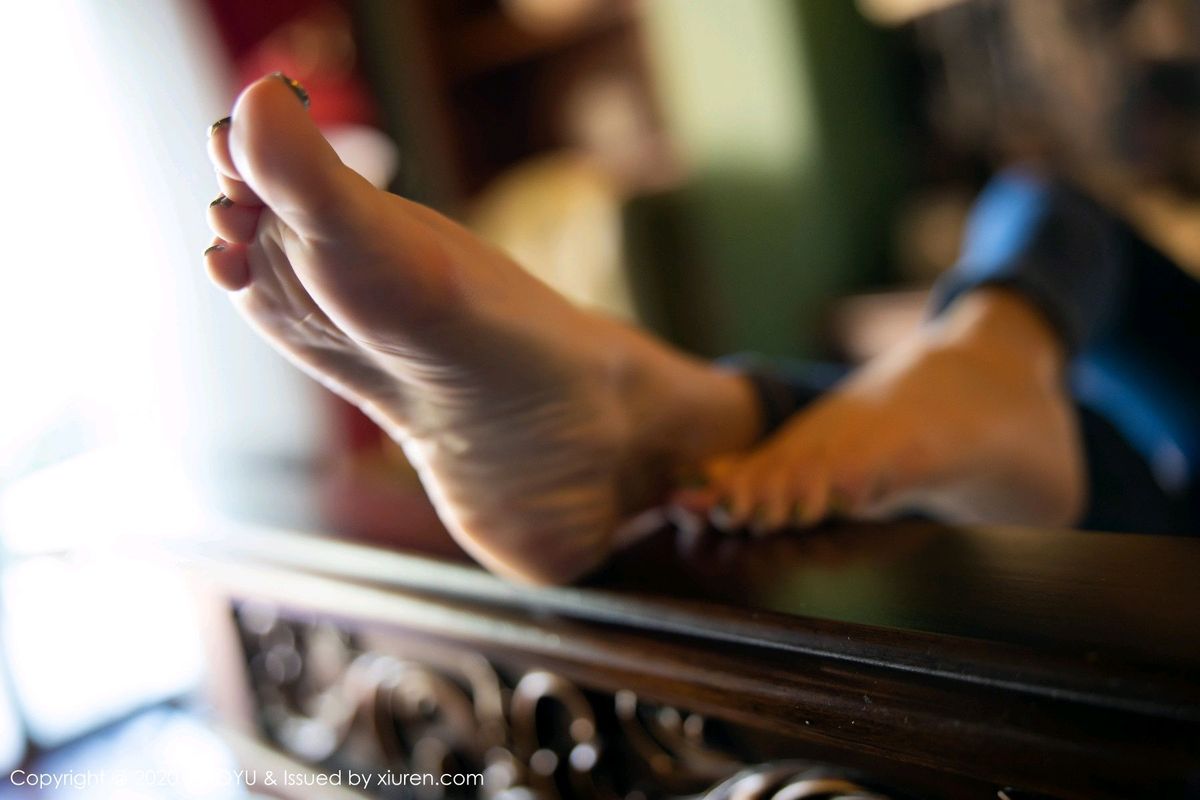 [XIAOYU语画界] 性感女神杨晨晨sugar牛仔裤迷人私房写真 VOL.300