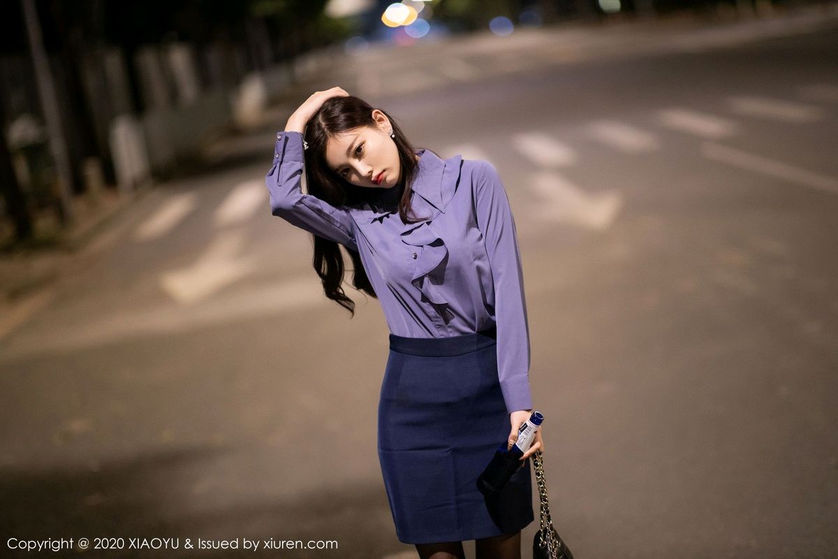 [XIAOYU语画界] 性感女神杨晨晨sugar黑丝美腿内衣诱惑迷人街拍 VOL.323