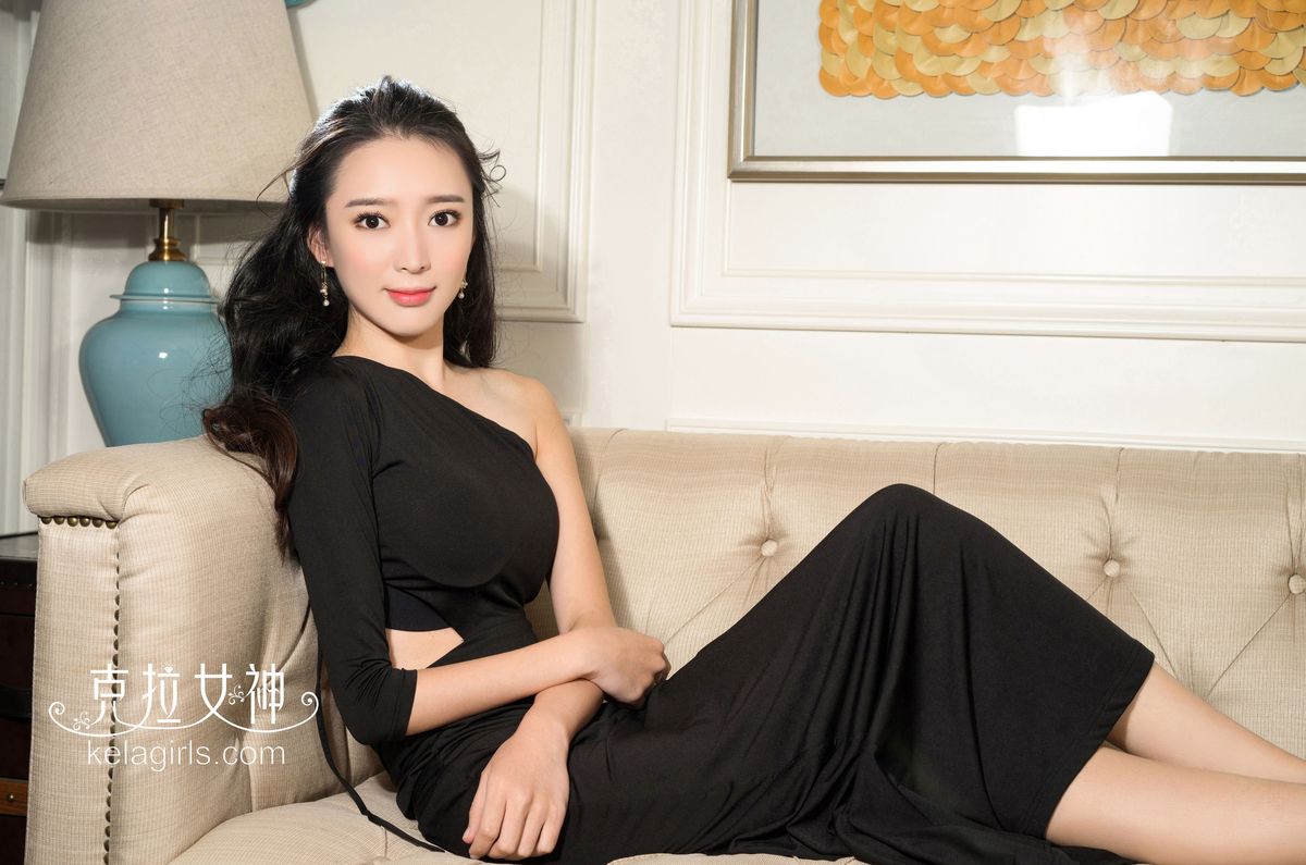 [KelaGirls克拉女神] 美女模特珊珊黑色包臀礼服蜂腰长腿性感写真