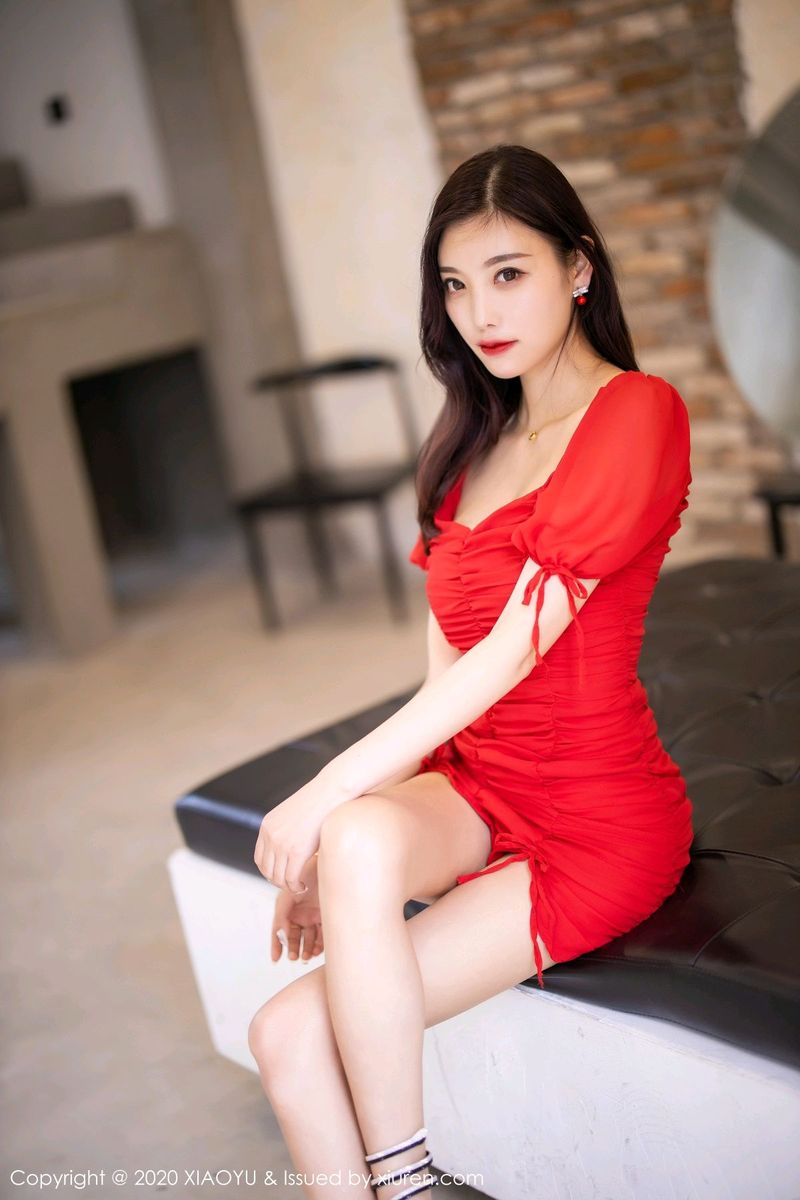 [XIAOYU语画界] 性感女神杨晨晨sugar鲜艳红裙高挑身材私房套图 VOL.326