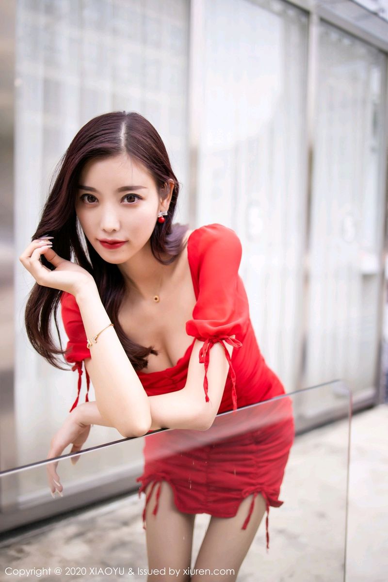 [XIAOYU语画界] 性感女神杨晨晨sugar鲜艳红裙高挑身材私房套图 VOL.326