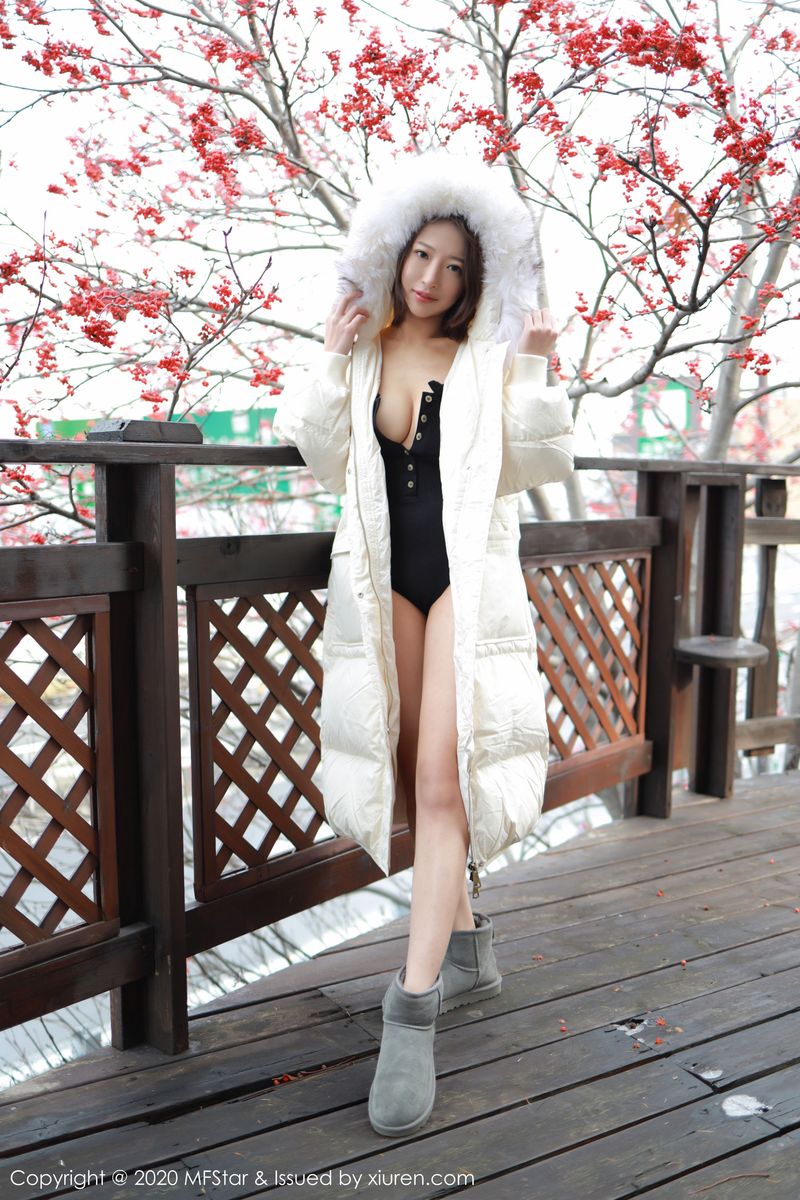 [MFStar模范学院] 美女模特Dreamy小乔酥胸圆润系列北海道旅拍 Vol.248