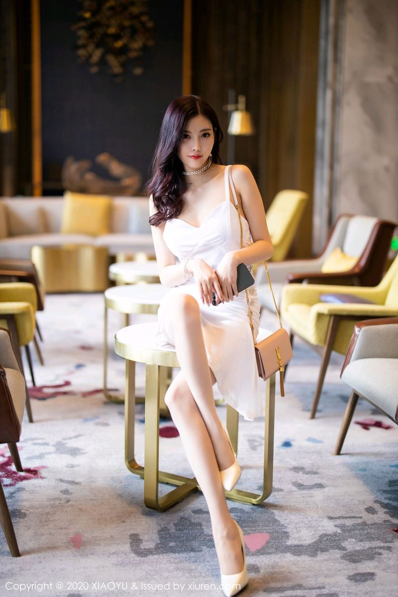 [XIAOYU语画界] 性感女神杨晨晨sugar白色吊裙丝袜美腿妩媚写真 No.331