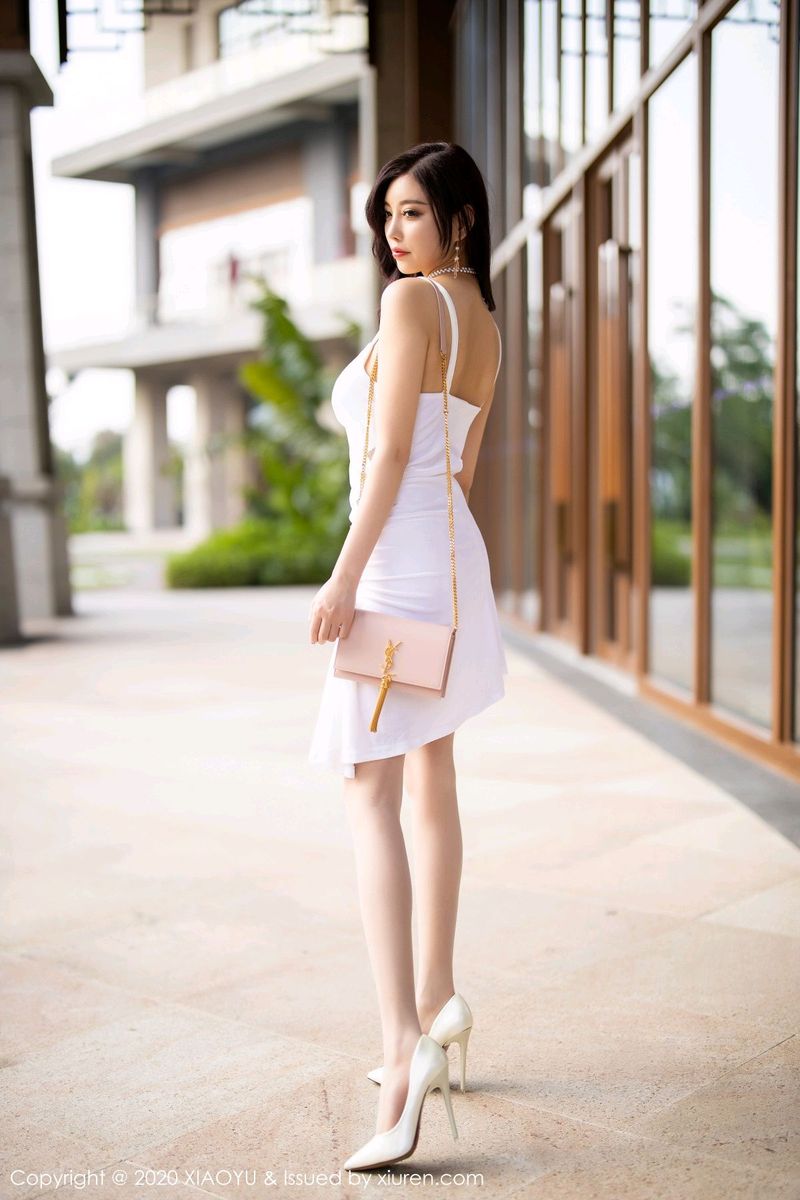 [XIAOYU语画界] 性感女神杨晨晨sugar白色吊裙丝袜美腿妩媚写真 No.331