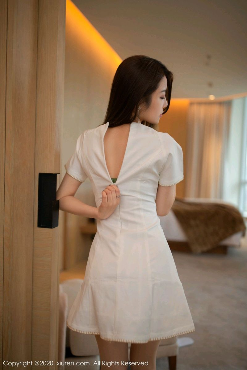 [XiuRen秀人网] 美女模特夏诗雯Sally下午茶主题居家内衣诱惑写真 No.2190