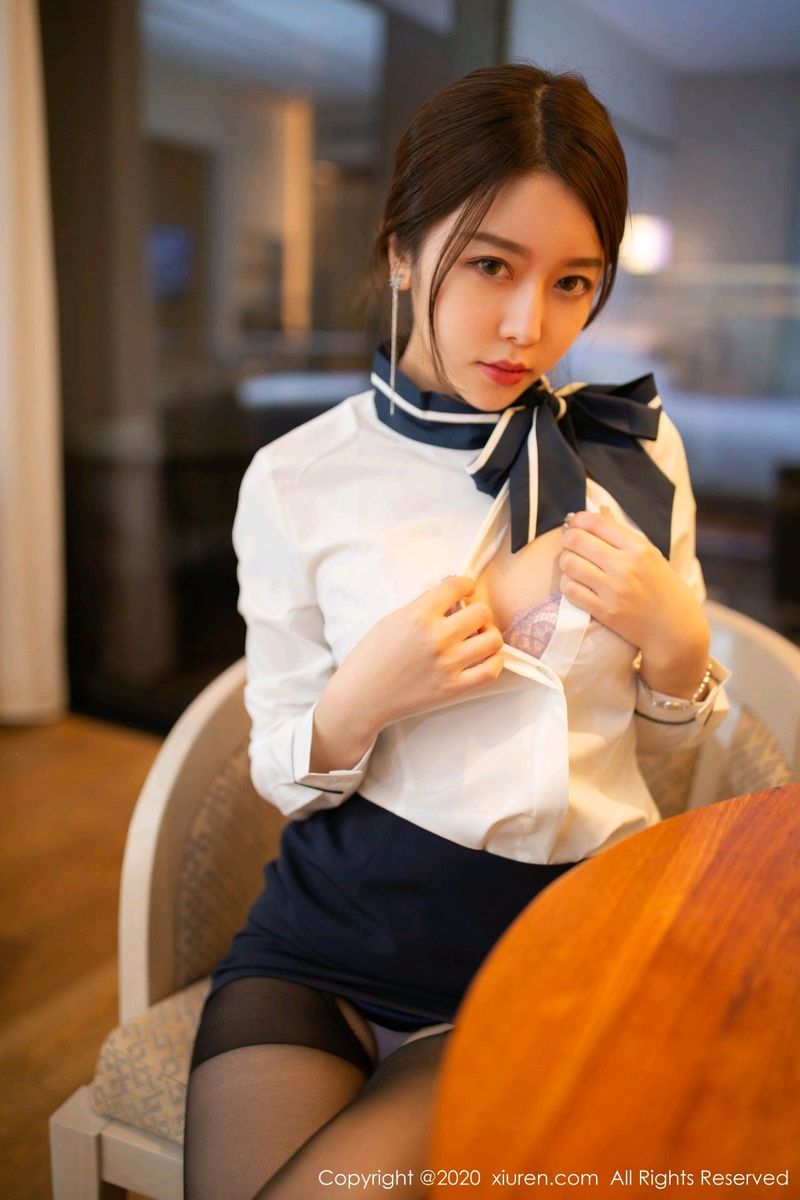 [XiuRen秀人网] 美女模特夏诗雯Sally黑丝美腿女秘书OL私房写真 No.2267