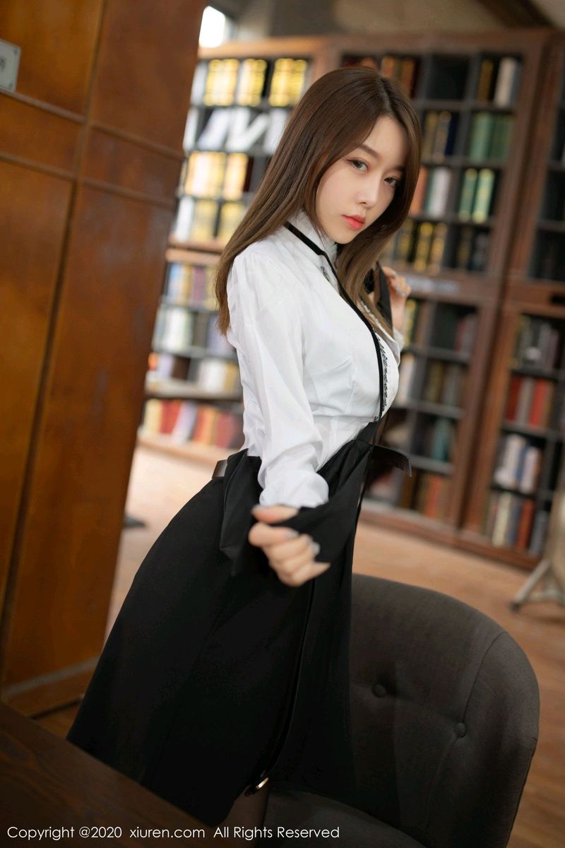 [XiuRen秀人网] 美女模特夏诗雯Sally图书馆主题系列乌镇旅拍 No.2338