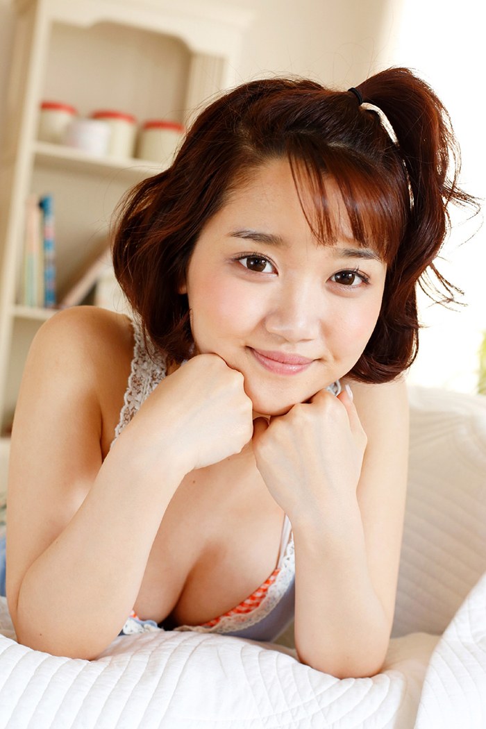 俏皮嫩妹塚原童颜巨乳秀劲爆身材