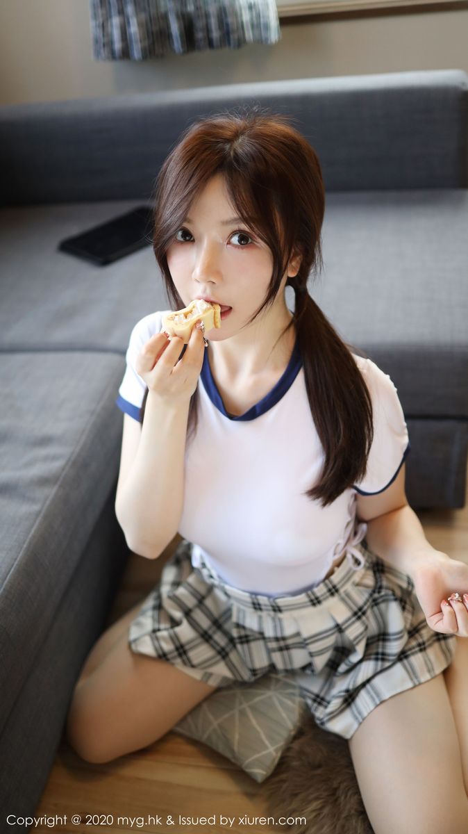 [MyGirl美媛馆] 性感女神糯美子Mini双马尾清纯不失性感日本旅拍  Vol.430