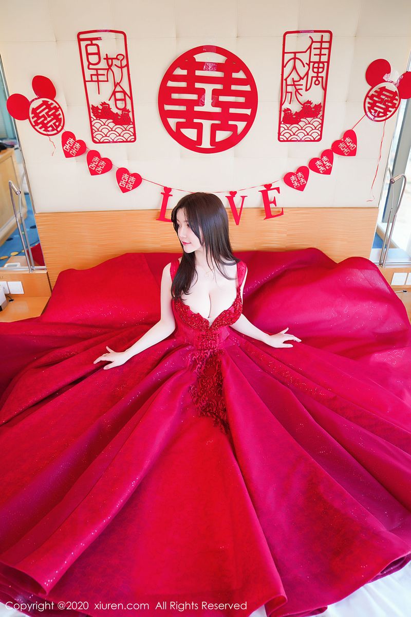[XIUREN秀人网] 性感女神糯美子Mini红色喜庆《新娘主题》写真 No.2058