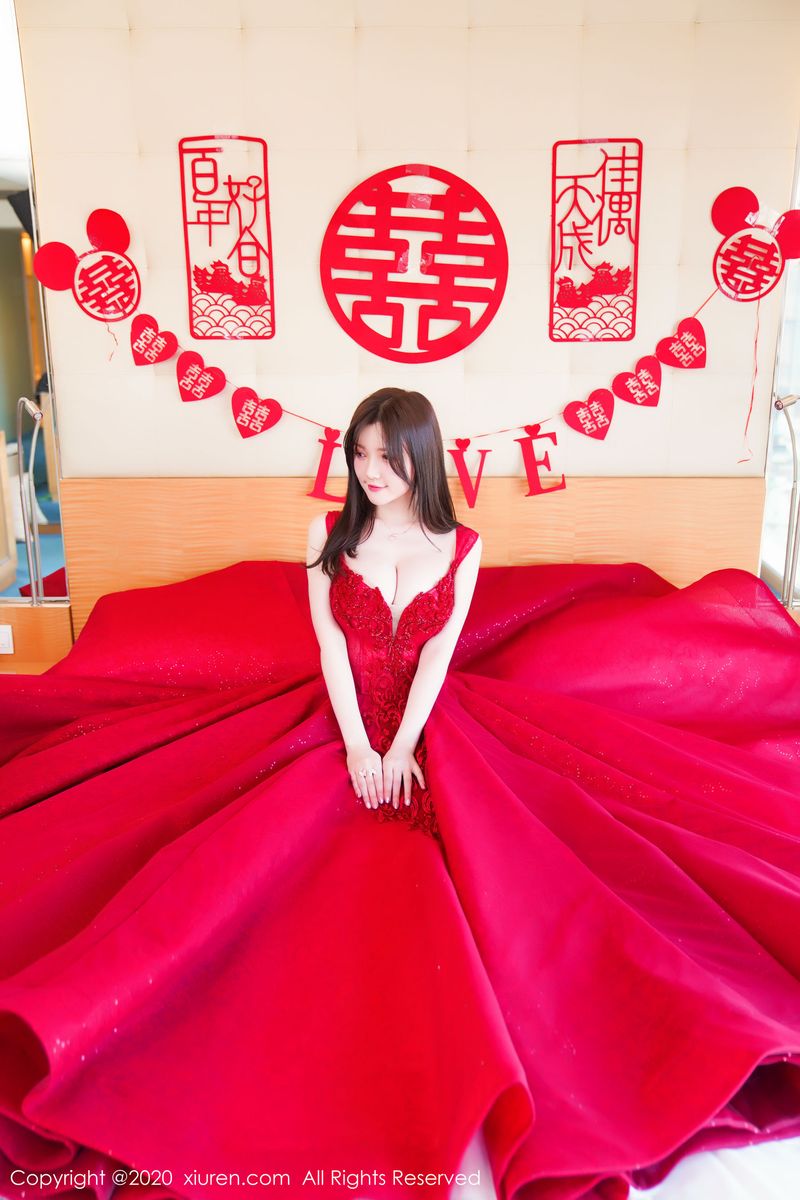 [XIUREN秀人网] 性感女神糯美子Mini红色喜庆《新娘主题》写真 No.2058