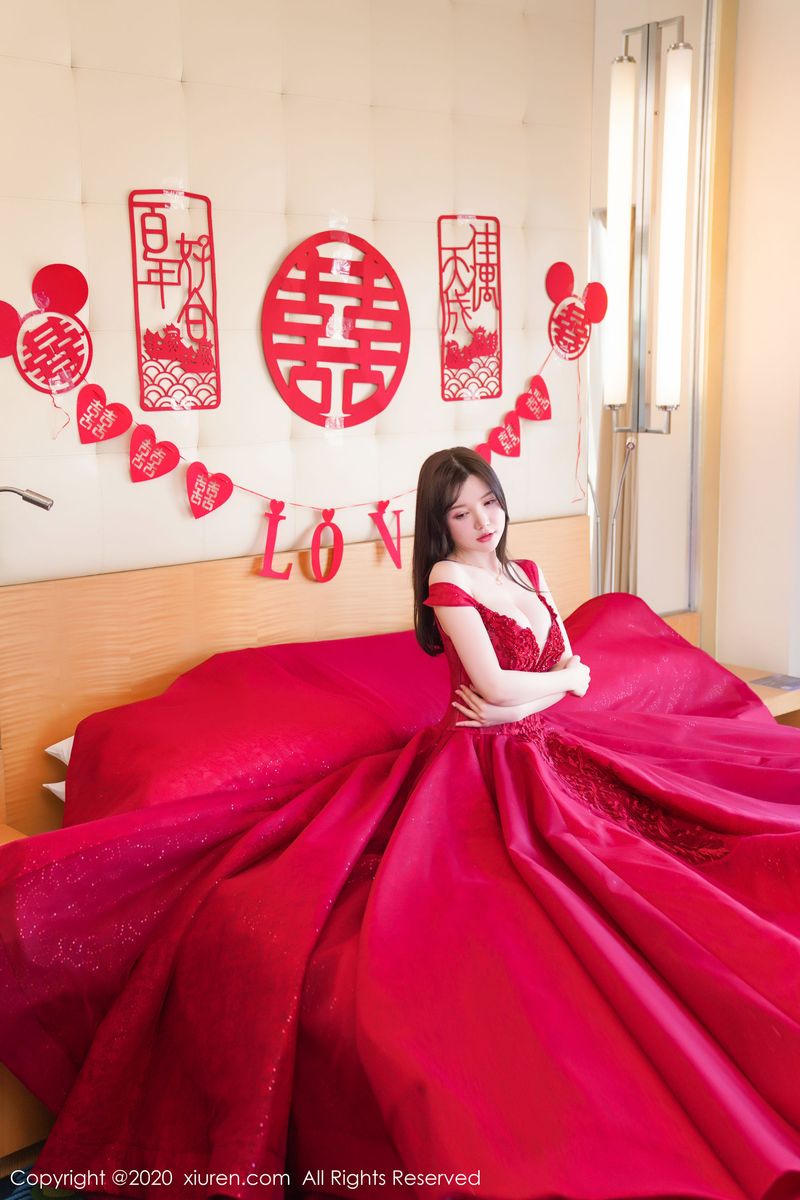 [XIUREN秀人网] 性感女神糯美子Mini红色喜庆《新娘主题》写真 No.2058