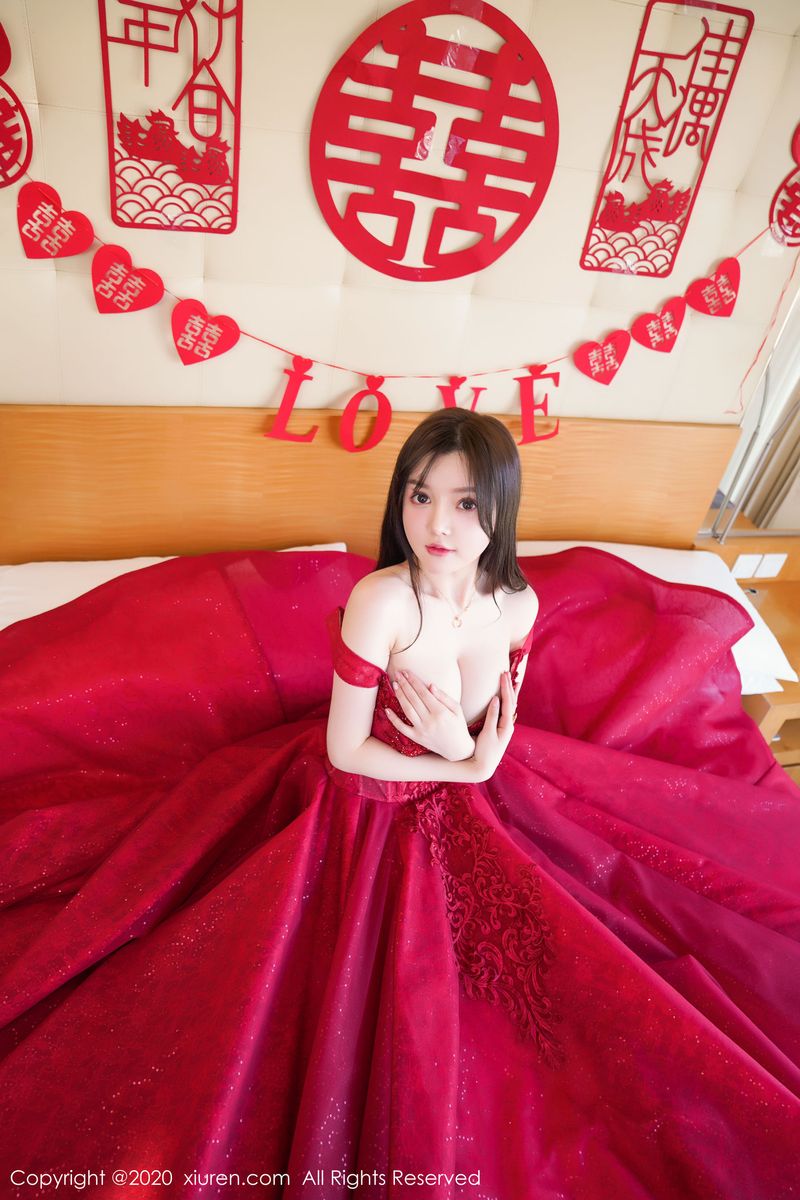 [XIUREN秀人网] 性感女神糯美子Mini红色喜庆《新娘主题》写真 No.2058