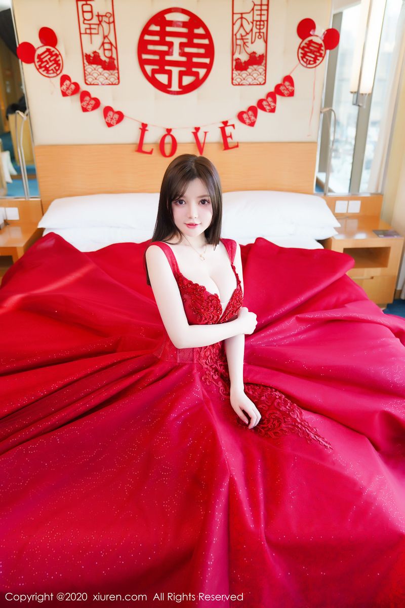 [XIUREN秀人网] 性感女神糯美子Mini红色喜庆《新娘主题》写真 No.2058