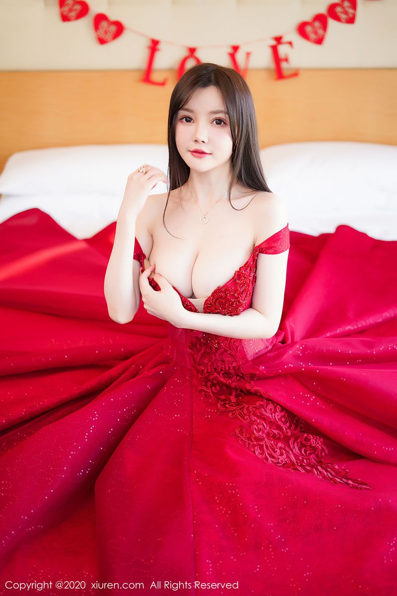 [XIUREN秀人网] 性感女神糯美子Mini红色喜庆《新娘主题》写真 No.2058