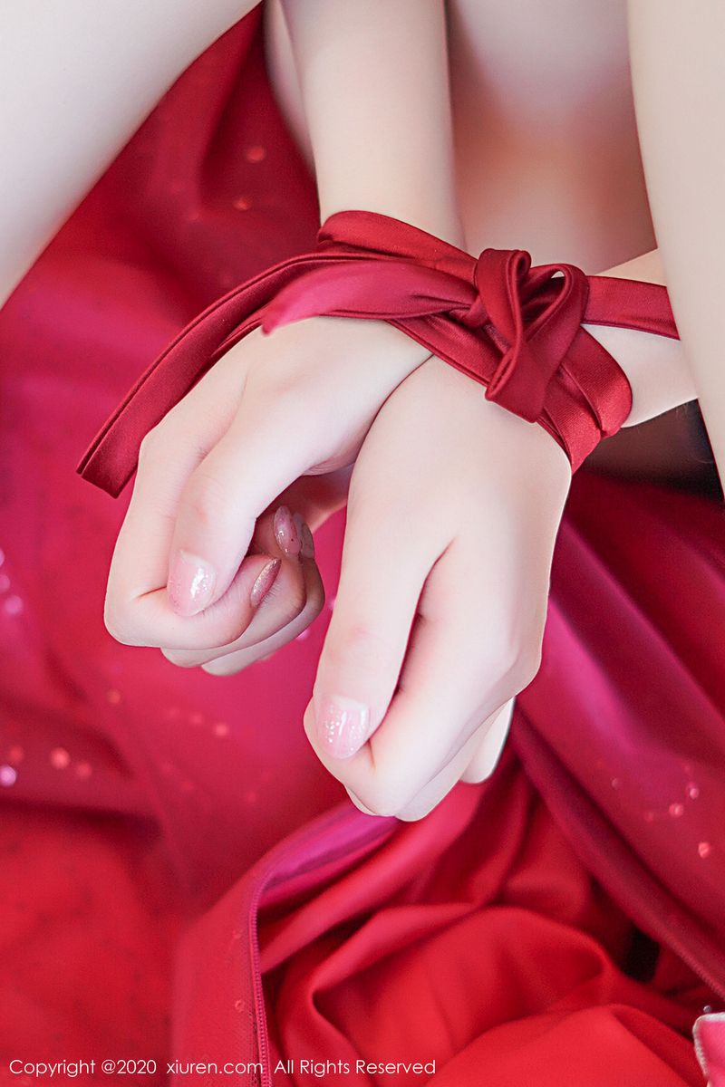 [XIUREN秀人网] 性感女神糯美子Mini红色喜庆《新娘主题》写真 No.2058