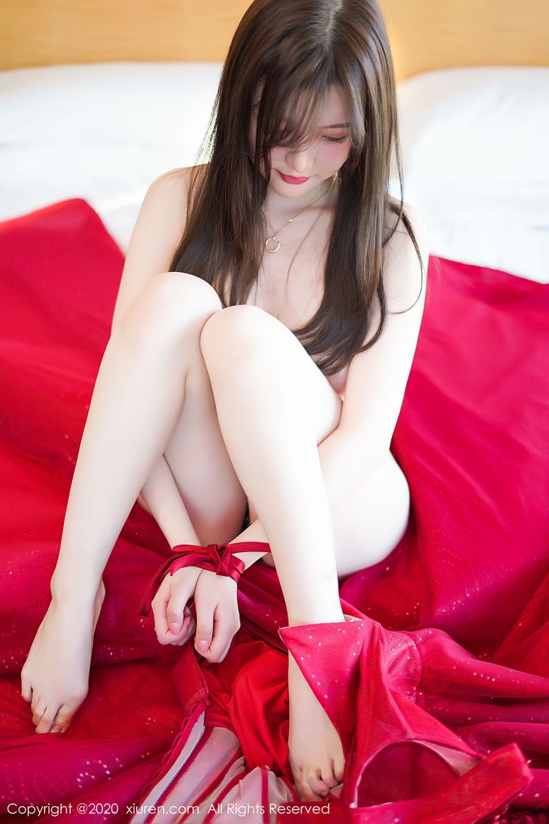 [XIUREN秀人网] 性感女神糯美子Mini红色喜庆《新娘主题》写真 No.2058