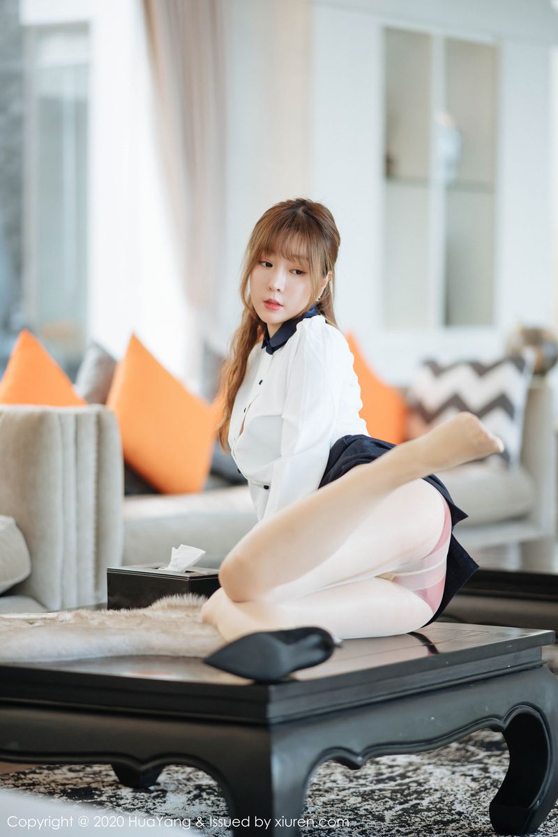 [HuaYang花漾] 性感女神王雨纯置业顾问职场制服主题普吉岛旅拍 Vol.216