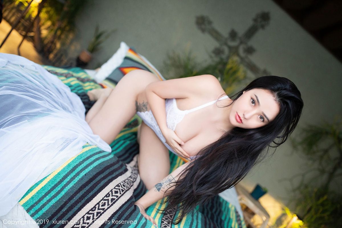 [XIUREN秀人网] 美臀女神Manuela玛鲁娜镂空内衣湿身系列巴哈马旅拍 No.1347
