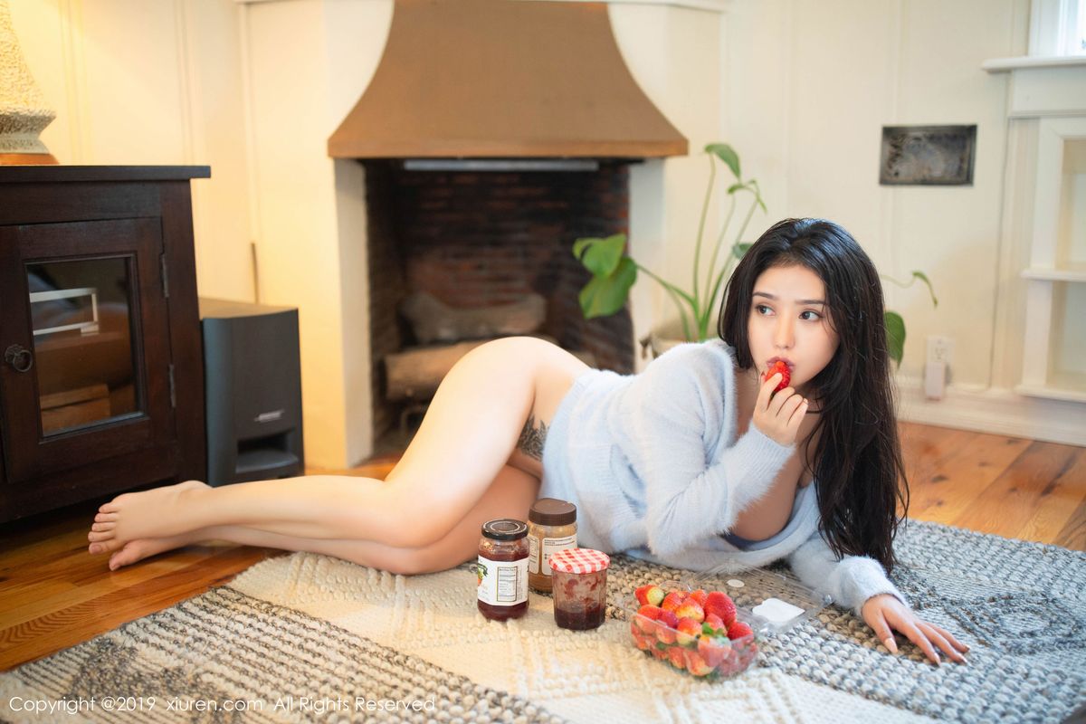 [XIUREN秀人网] 性感女神Manuela玛鲁娜室外双马尾系列写真 No.1788