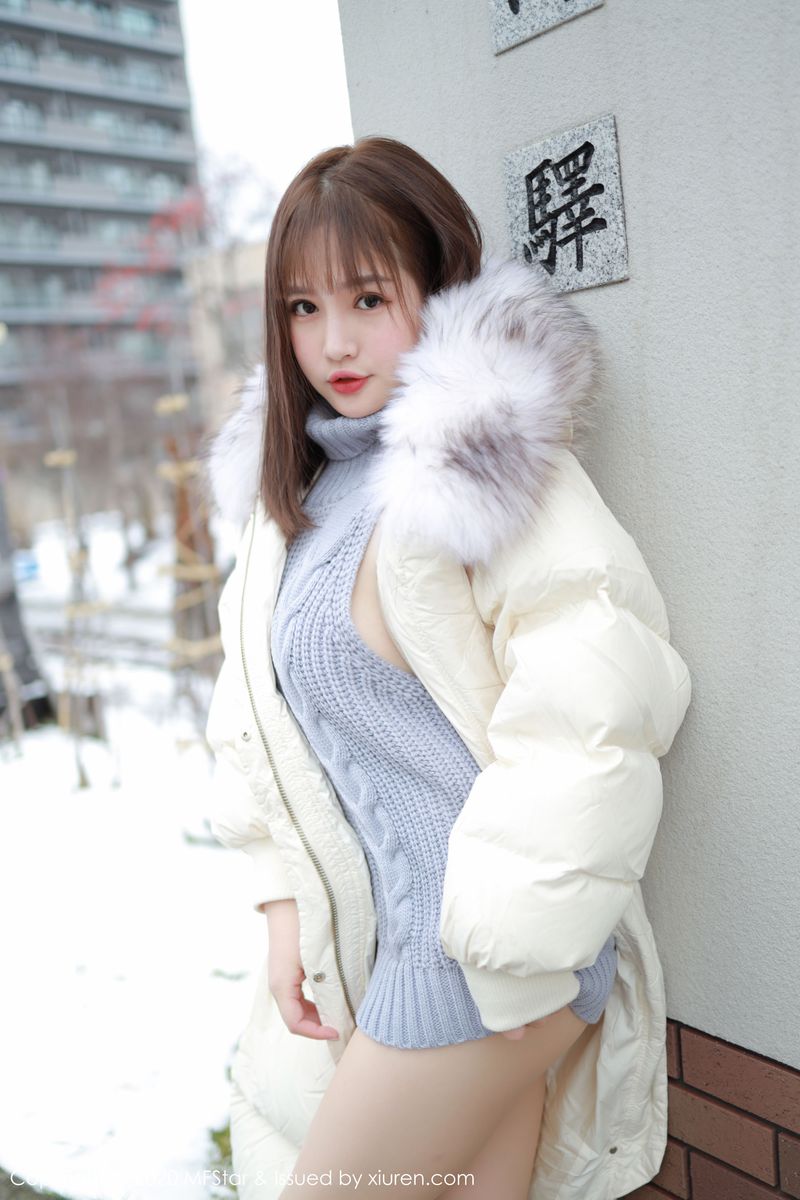 [MFStar模范学院] 美女模特恩率babe性感开背毛衣系列北海道旅拍 Vol.262