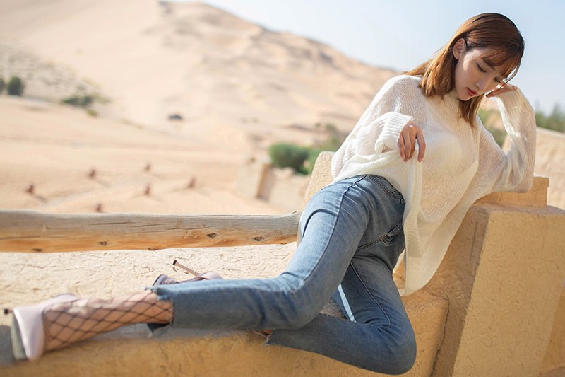 唯美女神陆萱萱黑丝网袜尽态极妍