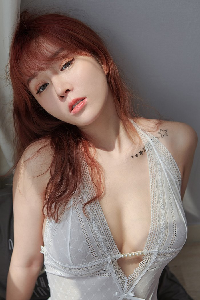 女王风情王雨纯圆滑嫩乳体香四溢