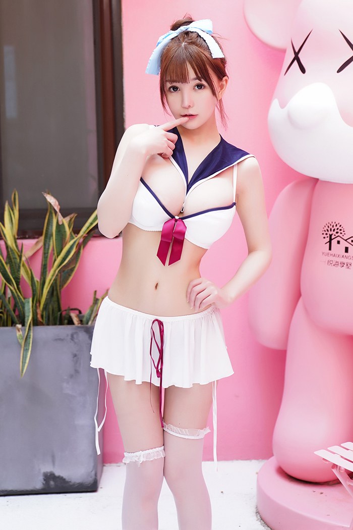 粉嫩学生妹UU酱白皙巨乳丝滑可口