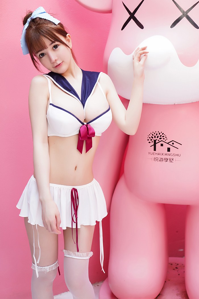 粉嫩学生妹UU酱白皙巨乳丝滑可口