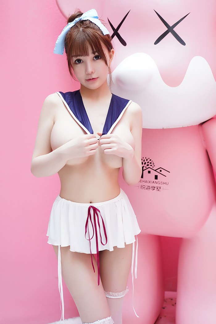 粉嫩学生妹UU酱白皙巨乳丝滑可口