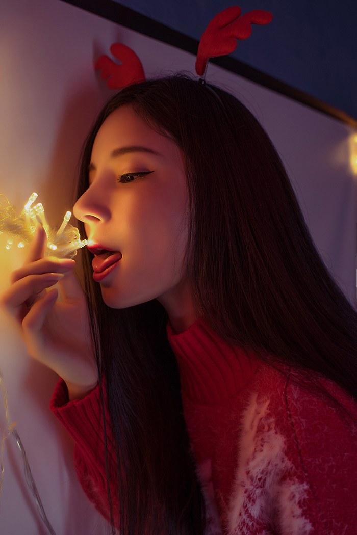 蜜汁女郎小蛮妖绝色胴体娇羞裸露