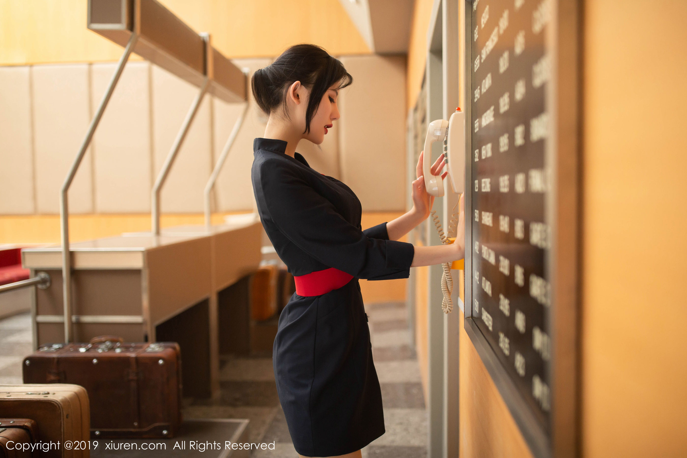 就是阿朱啊《机厅地勤主题》 [秀人XIUREN] No.1881 写真集