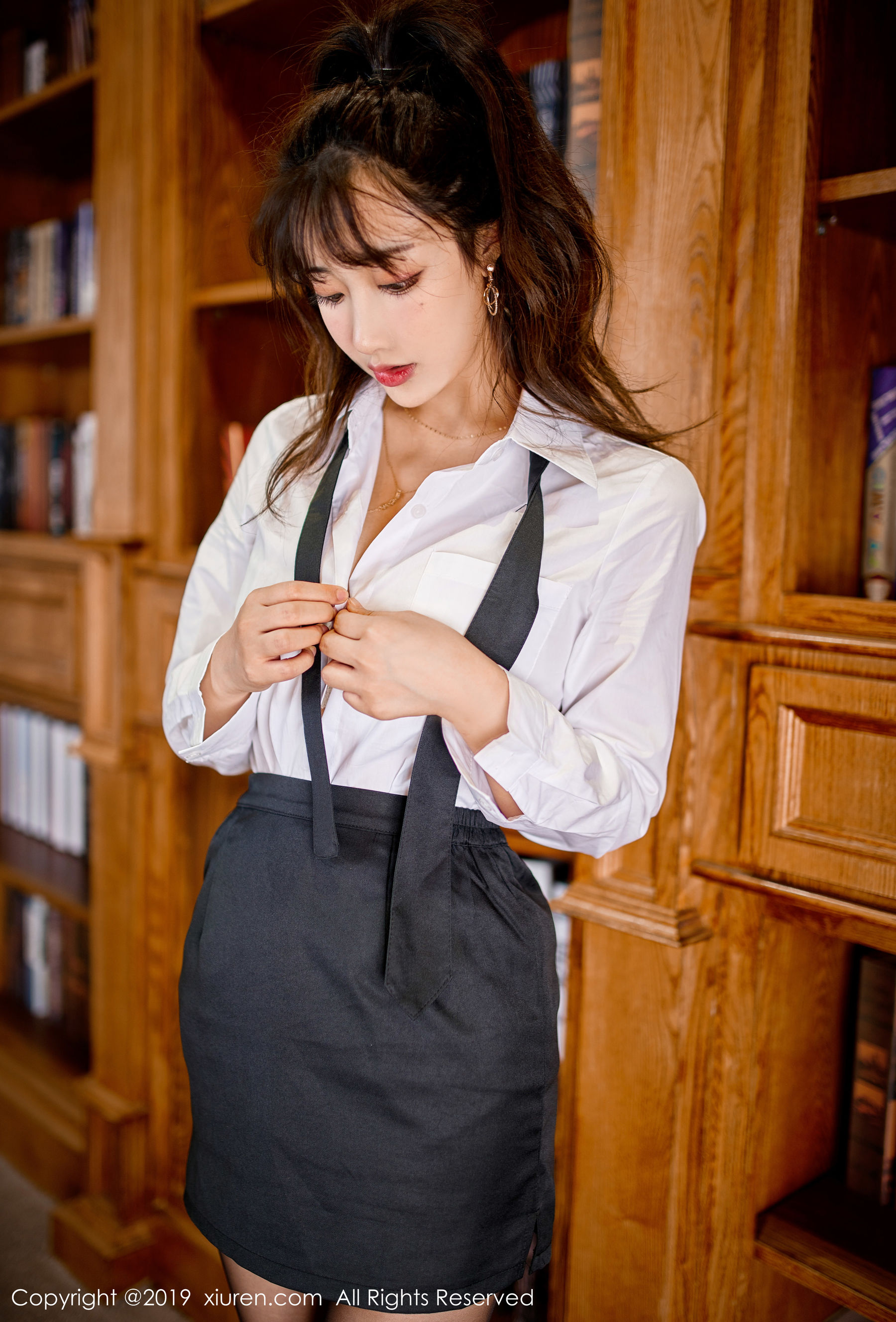 Betty林子欣《性感的女秘书》 [秀人XIUREN] No.1887 写真集