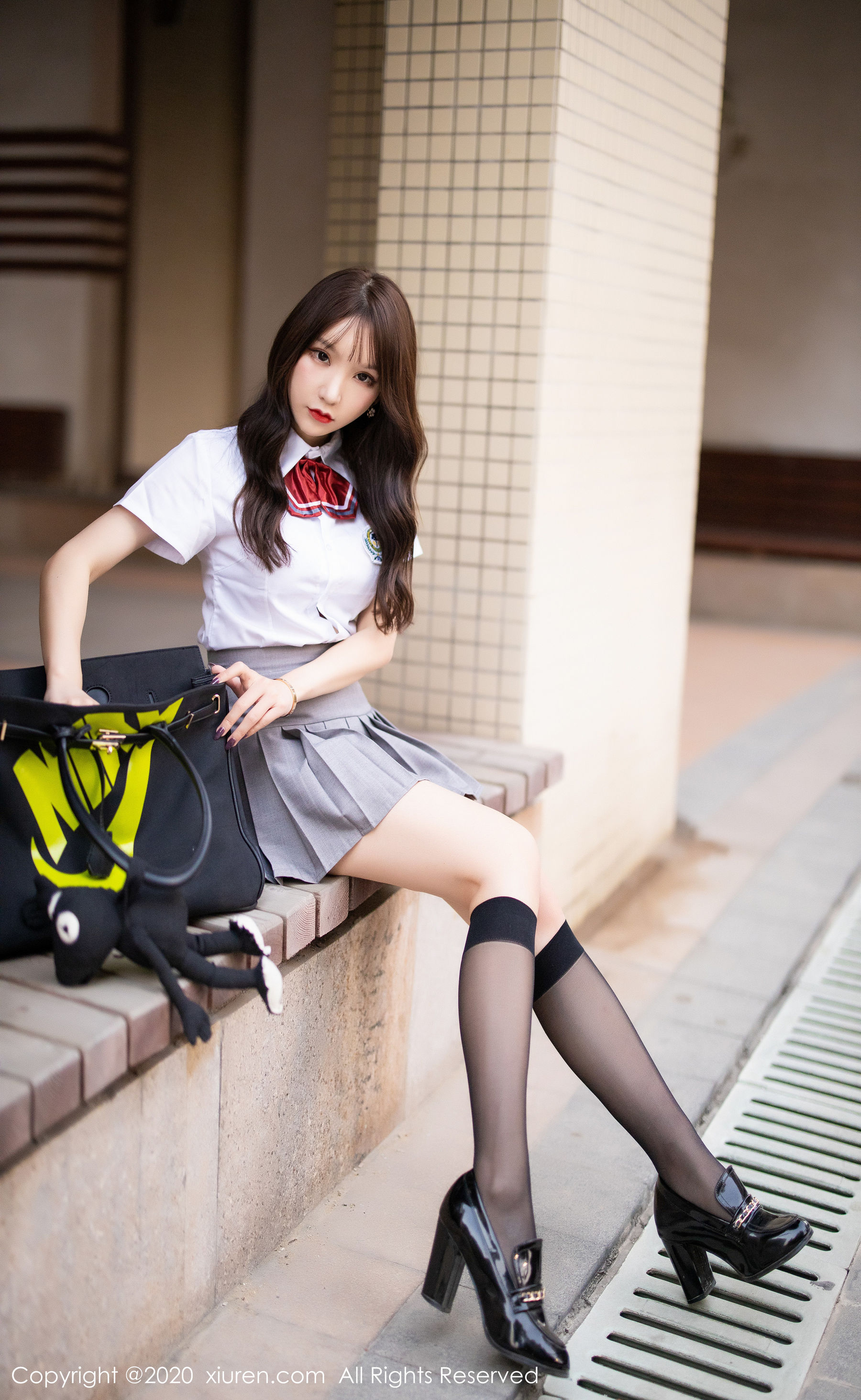 周于希Sandy《学生装主题系列》 [秀人XIUREN] No.1899 写真集