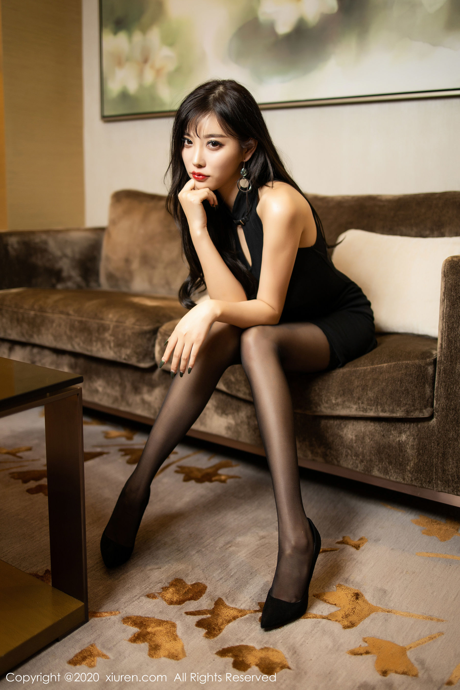 杨晨晨sugar《魅惑黑丝内衣》 [秀人XIUREN] No.1911 写真集