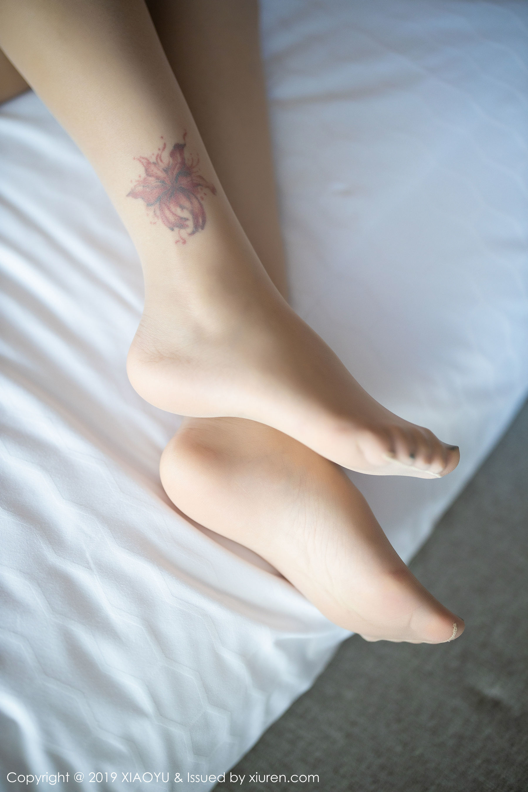 冯木木LRIS《秘书制服美腿美臀》 [语画界XIAOYU] Vol.207 写真集