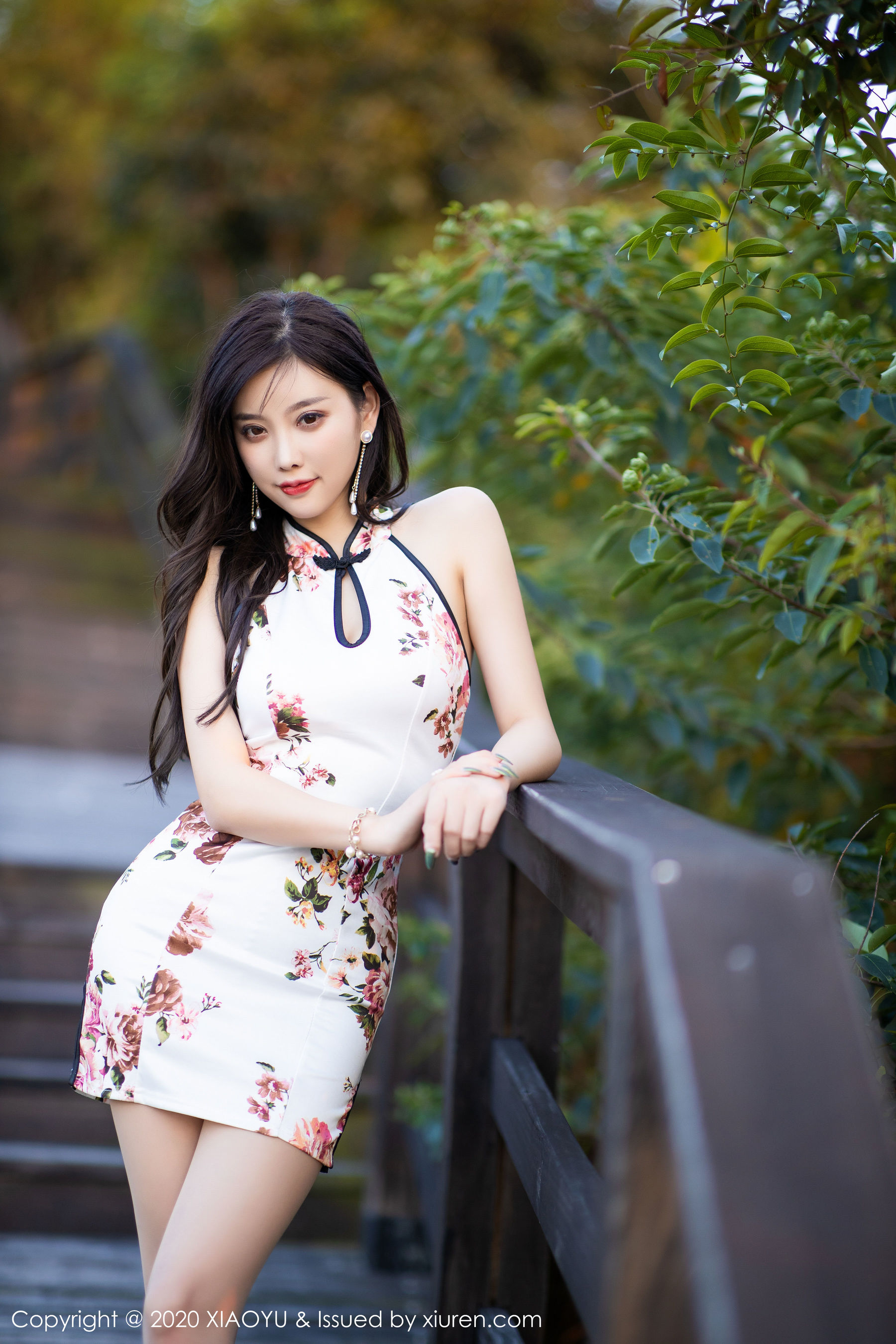 杨晨晨sugar《美臀玉足的极致诱惑》 [语画界XIAOYU] Vol.233 写真集