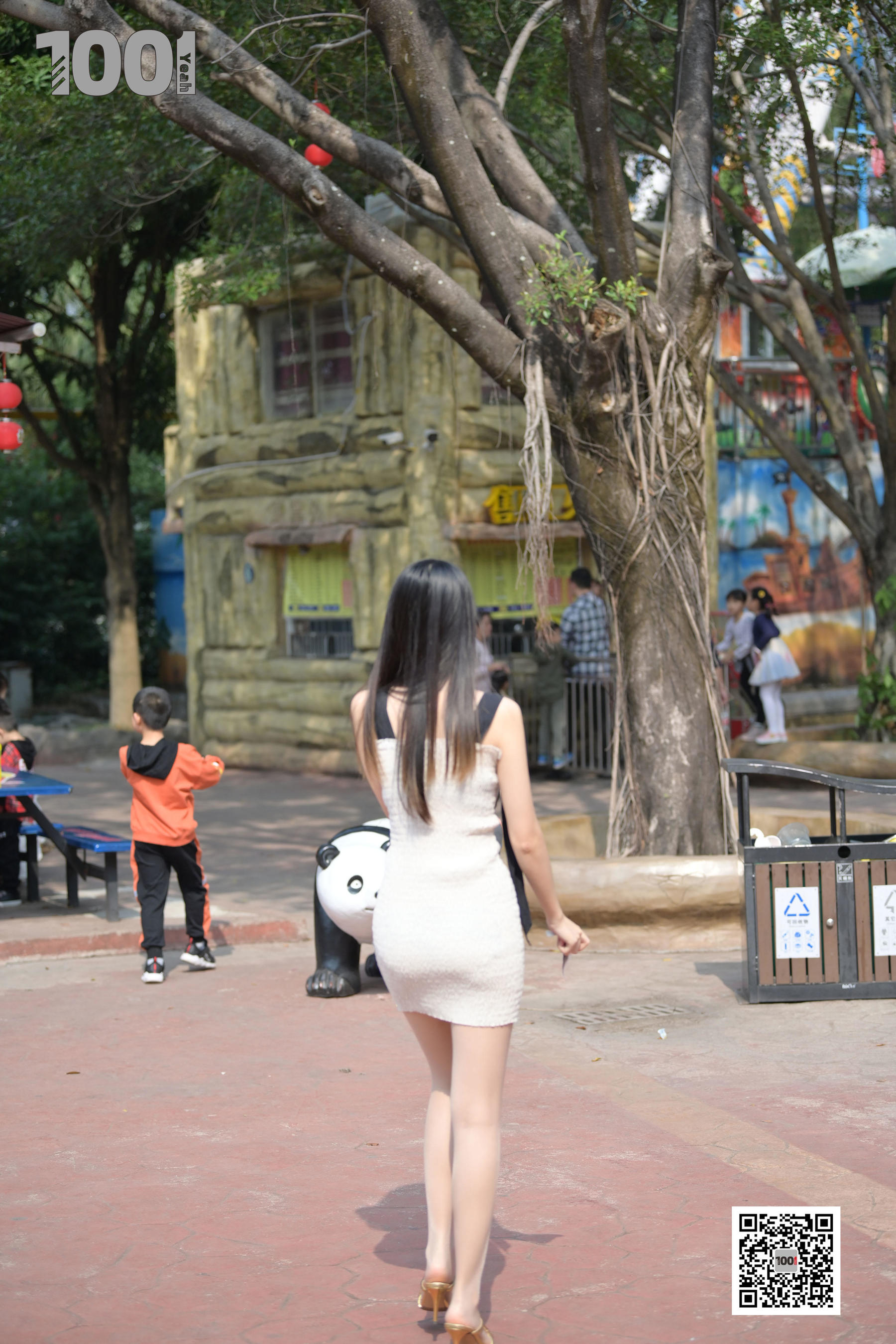 模特腿腿 《妈妈，那个姐姐有冰淇淋3》 [一千零一夜IESS] 丝袜美腿写真集