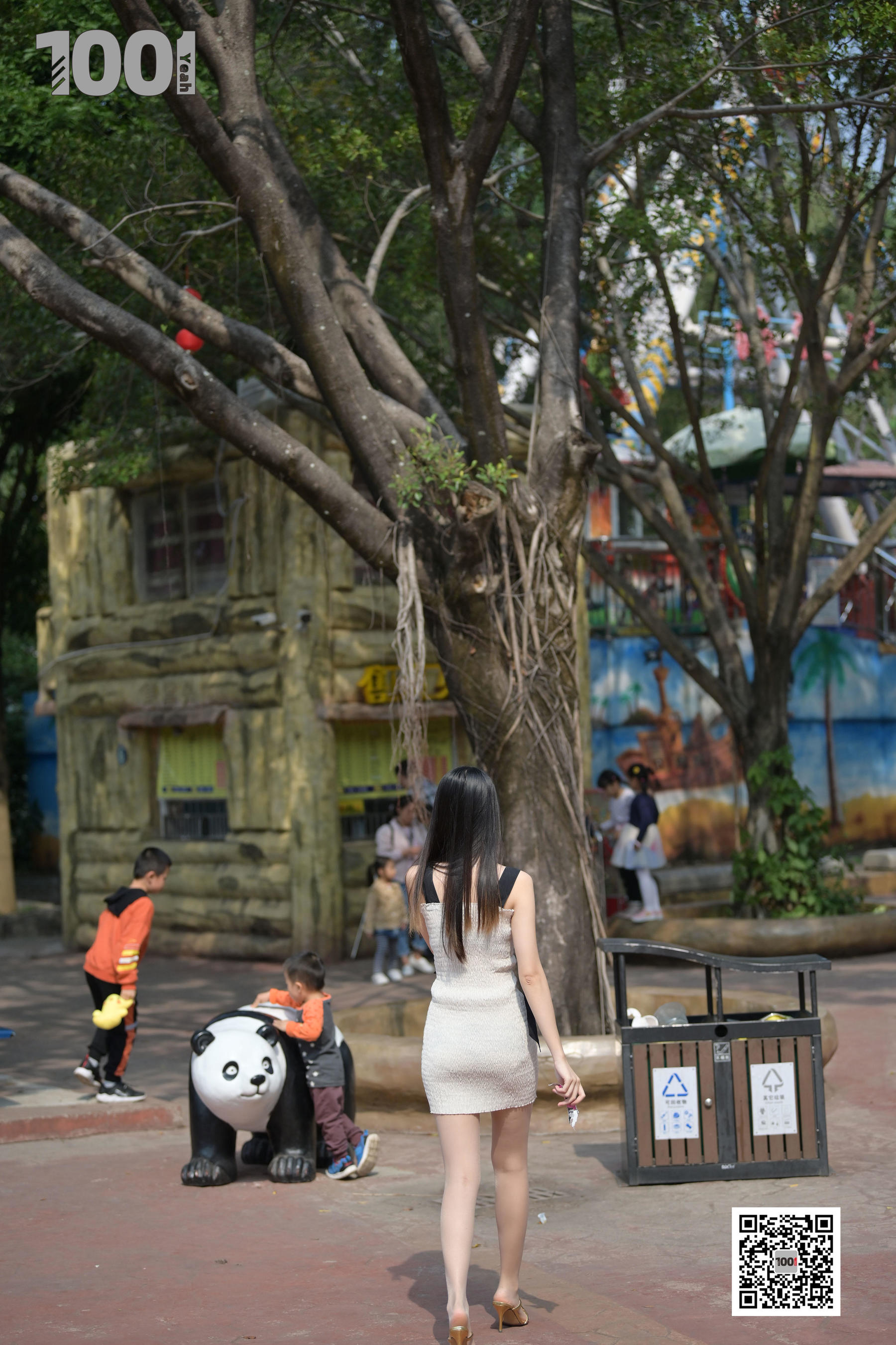 模特腿腿 《妈妈，那个姐姐有冰淇淋3》 [一千零一夜IESS] 丝袜美腿写真集