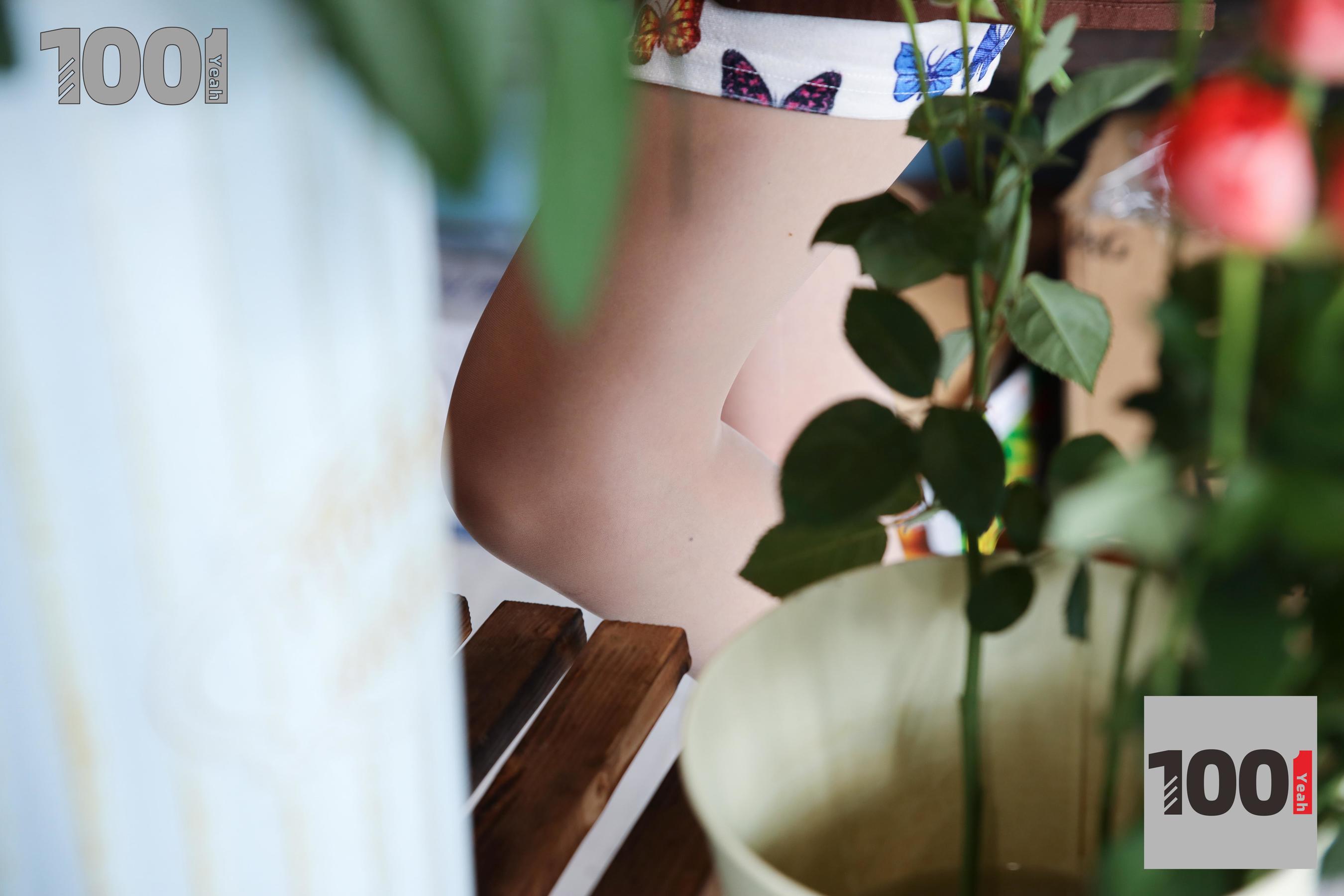 模特草莓 《花艺师1》 [一千零一夜IESS] 丝袜美腿写真集