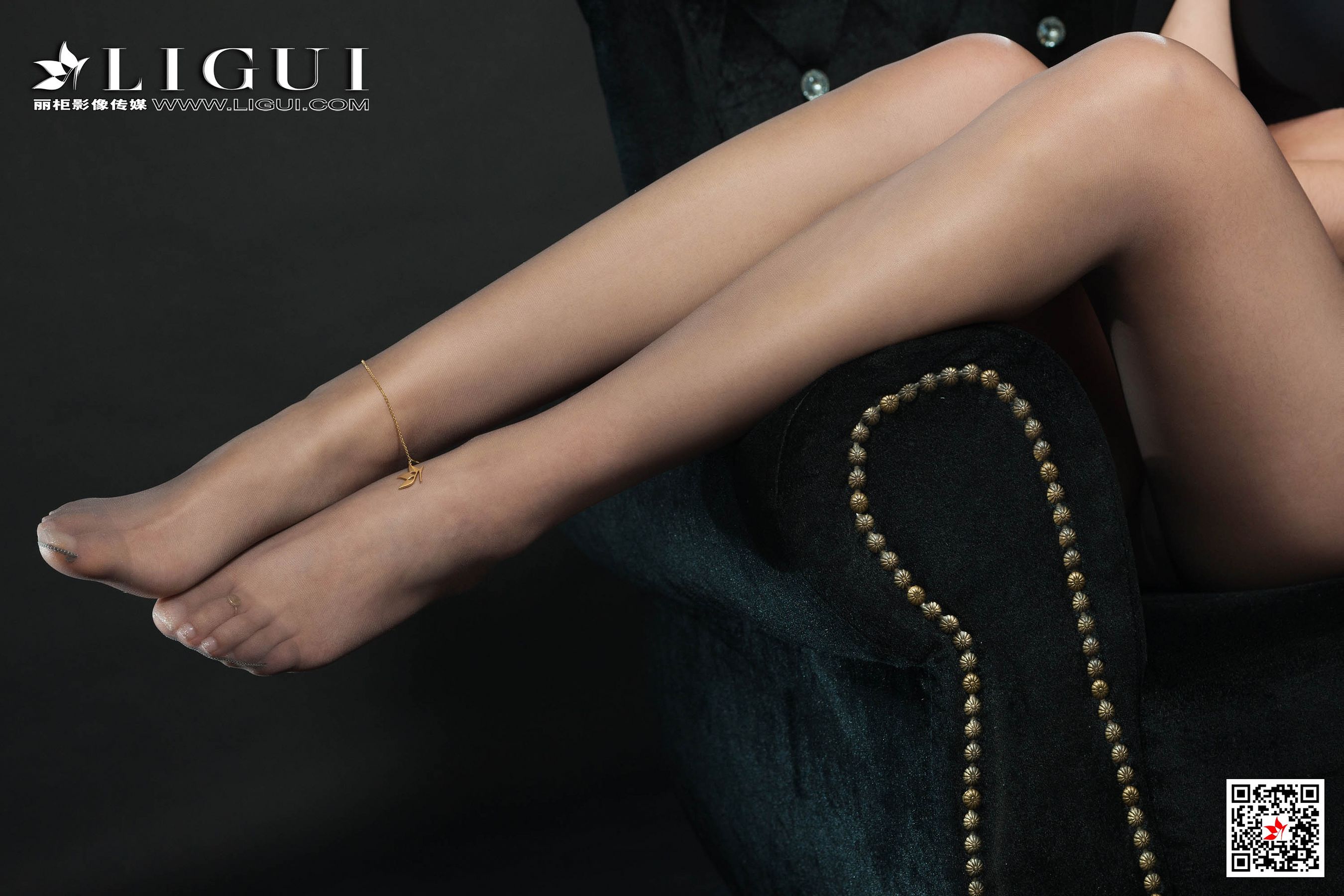 Model 小涵《肉丝高跟美腿OL》 [丽柜LIGUI] 网络丽人 写真集