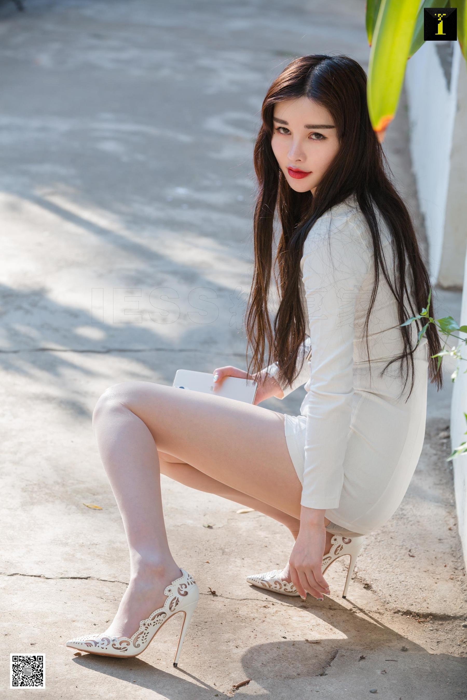 模特喵姐 《白花花的美人》 [异思趣向IESS] 写真集