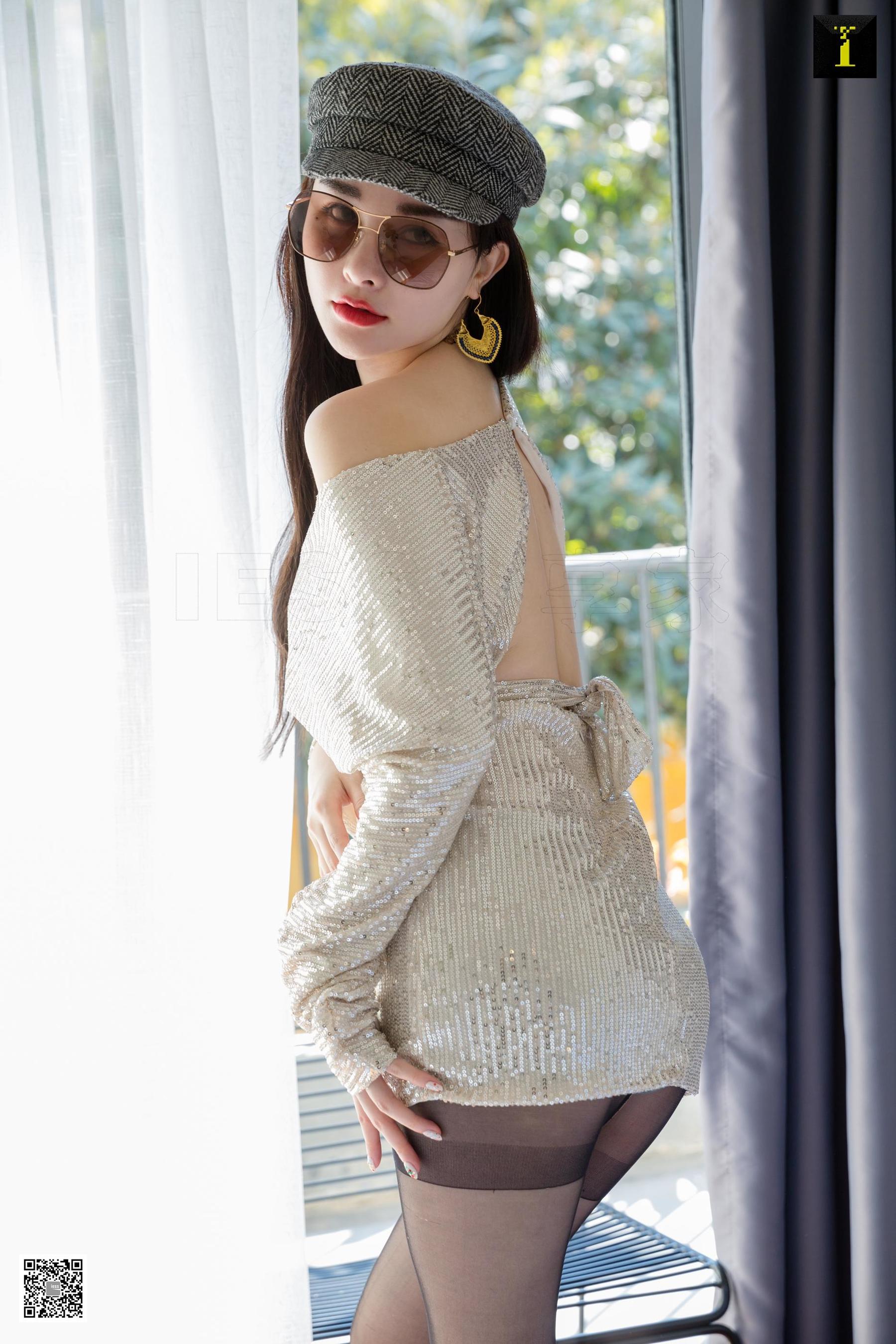 模特喵姐 《背后的秘密》 [异思趣向IESS] 美腿丝足写真集