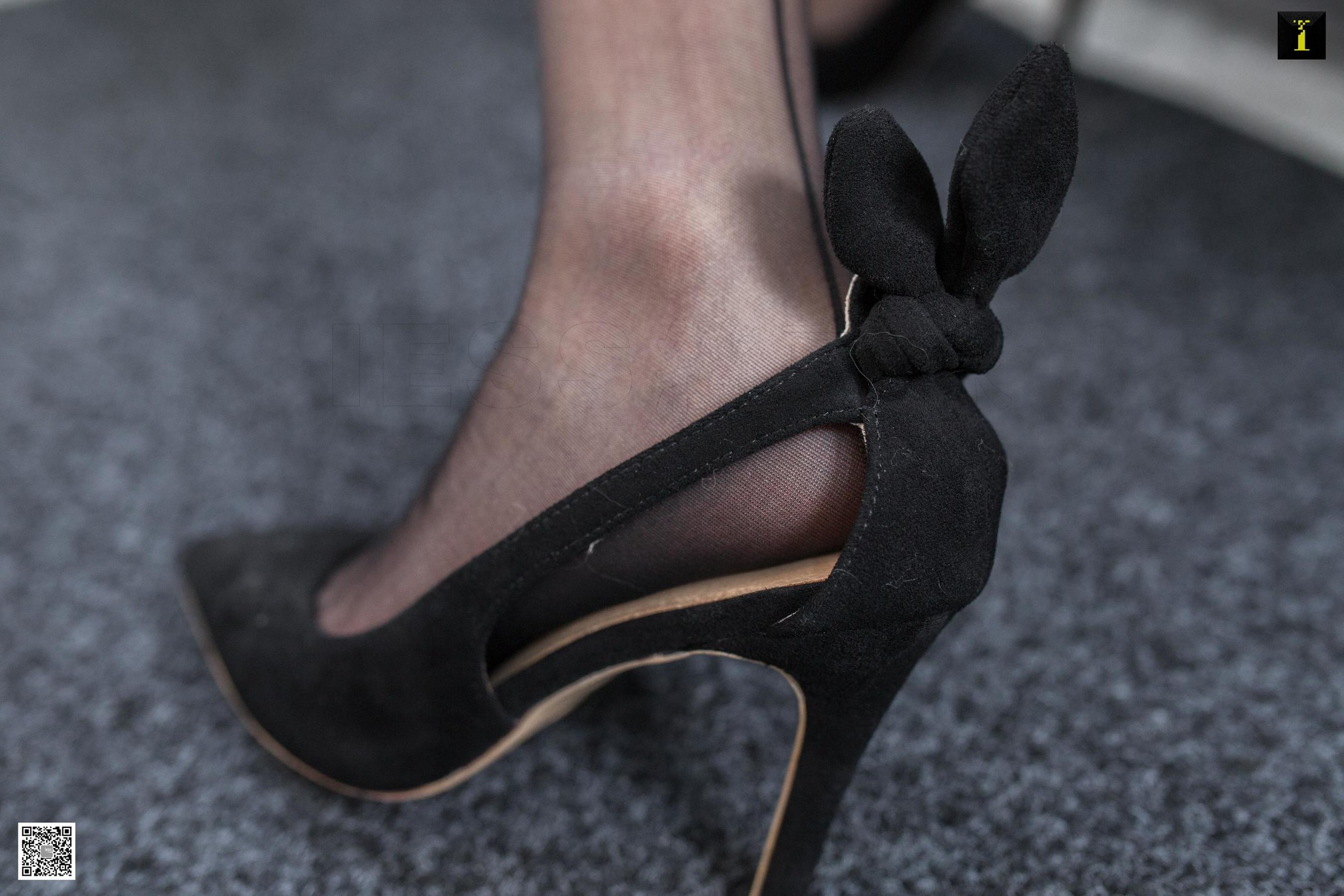 模特小衫 《复古中线筒袜》 [异思趣向IESS] 写真集