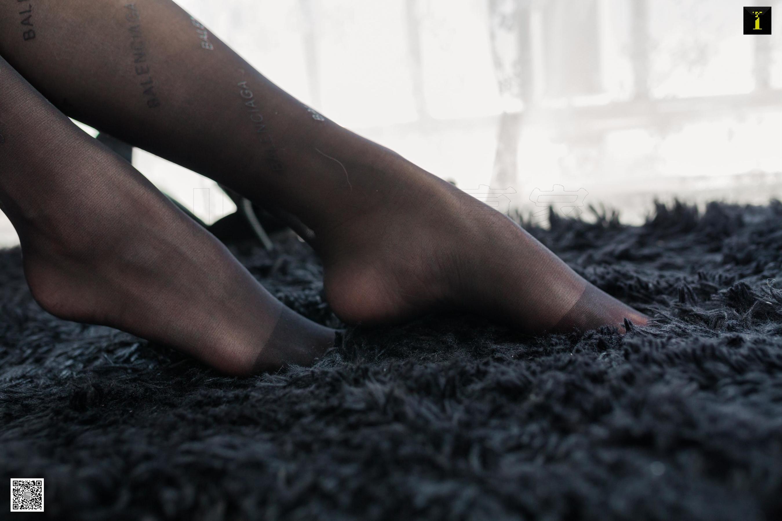 模特尧尧 《混血范歌手》 写真集[异思趣向IESS]