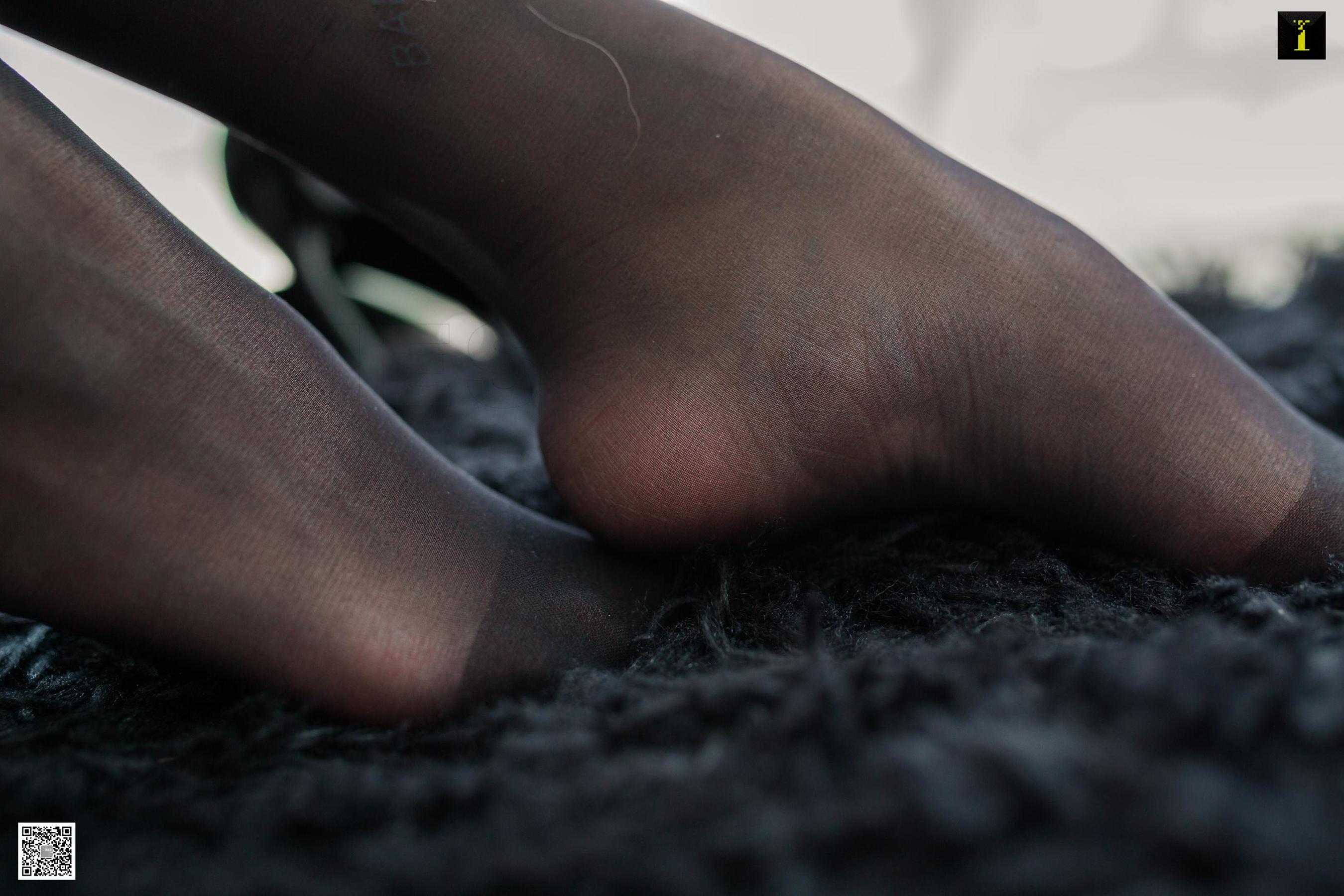 模特尧尧 《混血范歌手》 写真集[异思趣向IESS]